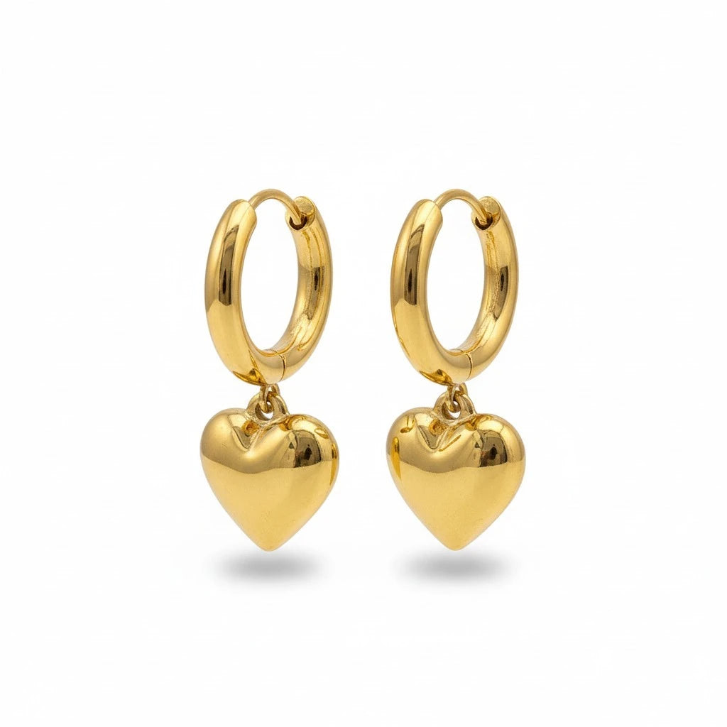 Aretes de argolla dorados con dije de corazón brillante de Mi tienda 2, diseño elegante y minimalista.