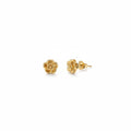 Aretes de botón Mi tienda 2 con diseño de flor en tono dorado, estilo minimalista y elegante con acabado pulido.